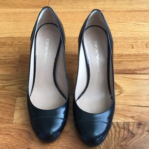 Emporio Armani Black leather Pump